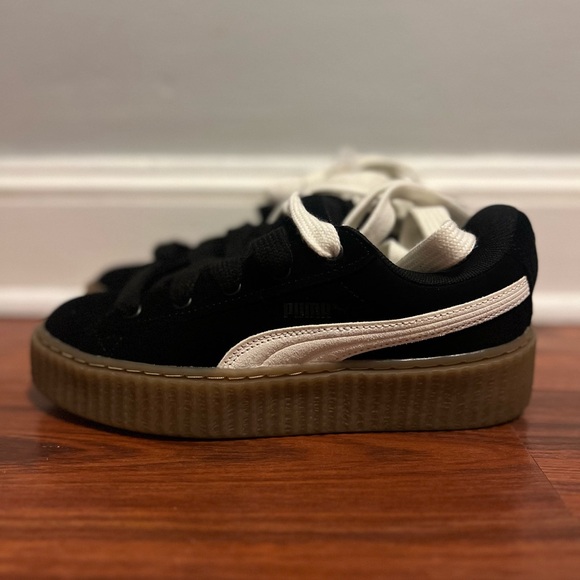 Puma Monochrome Athletic Shoes - Picture 1 of 6